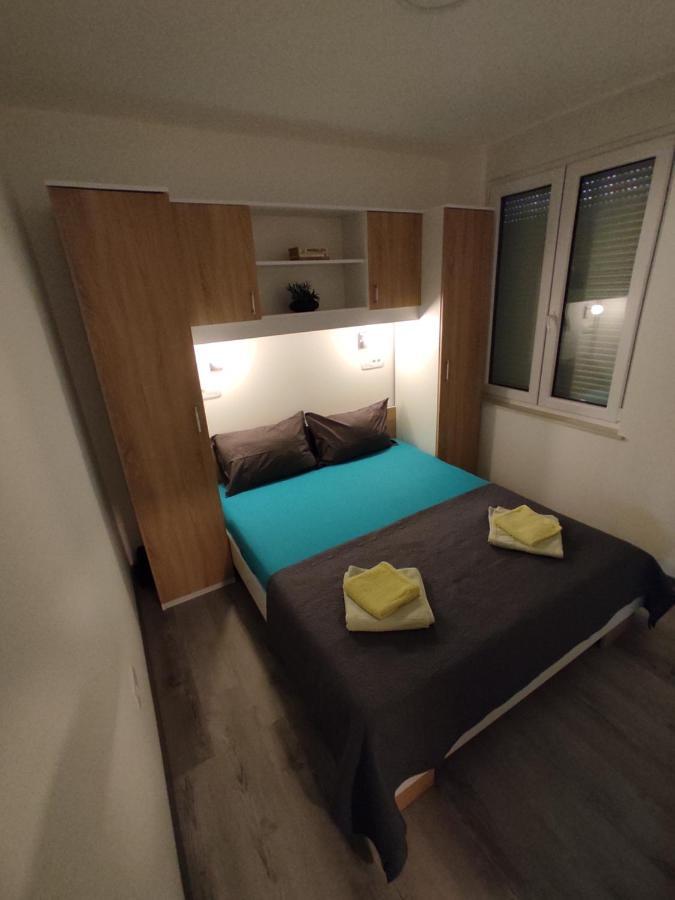 Apartment Ravnice Omiš Екстериор снимка